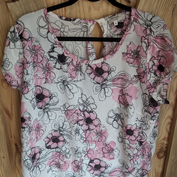 Marina Luna Tops - Marina Luna Floral Lightweight Tee